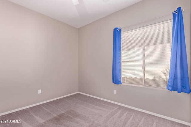 view of carpeted spare room