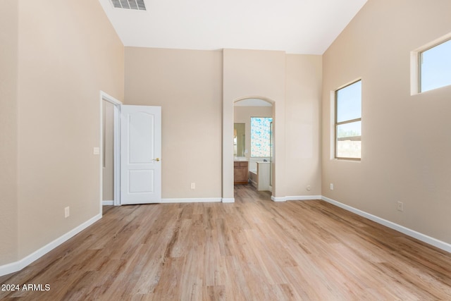 unfurnished room featuring light wood-type flooring