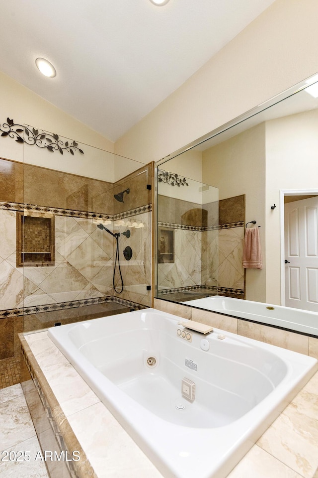 25042 S Hollygreen Dr, Sun Lakes, AZ 85248 - bathroom featuring a jetted tub, a tile shower, and lofted ceiling