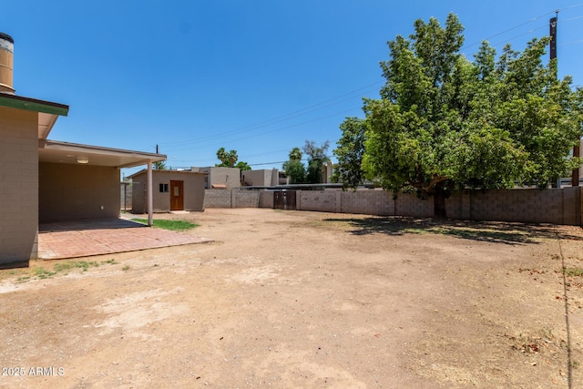 3539 W Davidson Ln, Phoenix, AZ 85051 - view of yard featuring a patio area