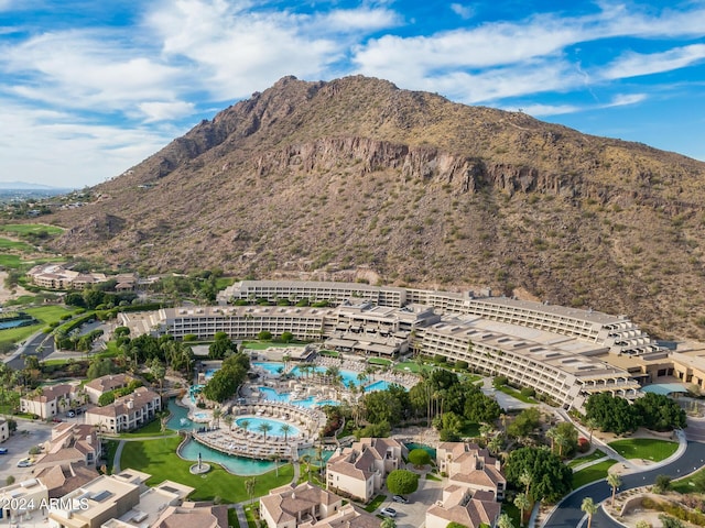 bird's eye view with a mountain view