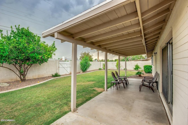 327 E Ln Jolla Dr, Tempe, AZ 85282 - view of patio / terrace featuring a gate