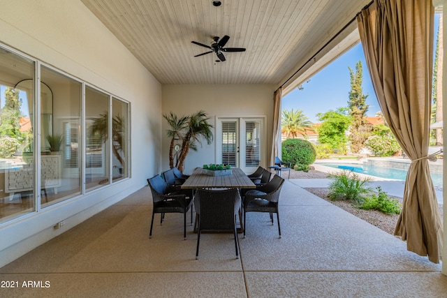 view of patio featuring ceiling fan