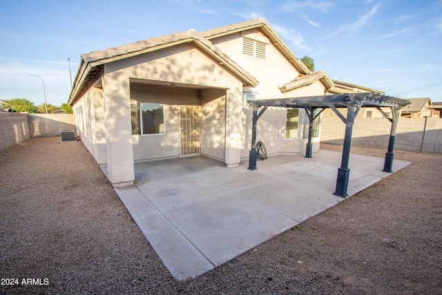 view of front facade with a patio area and a pergola