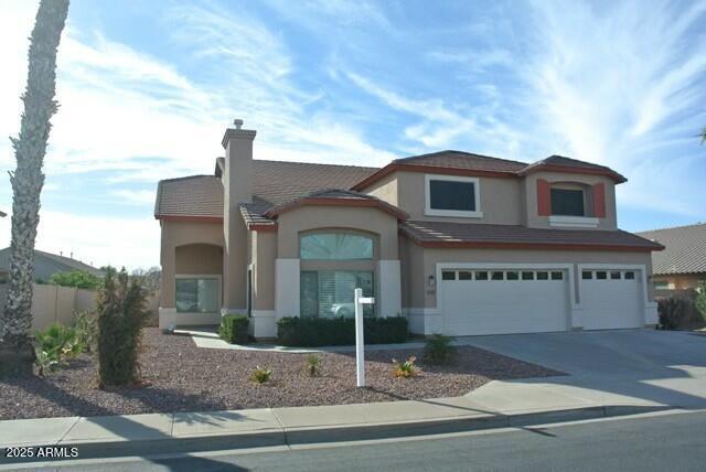 view of front of house featuring a garage