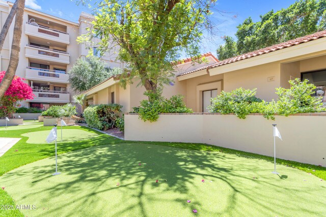 4200 N Miller Rd Unit 112, Scottsdale, AZ 85251 - view of property's community with an area to practice putting