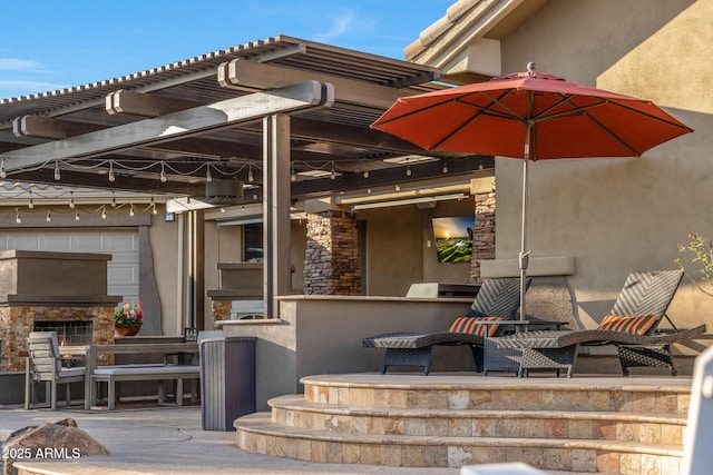 view of patio featuring a pergola