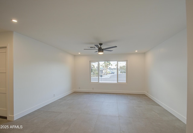 empty room with ceiling fan