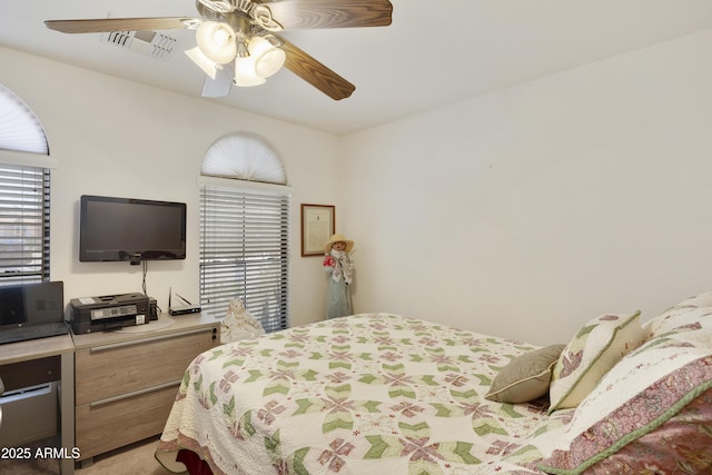 bedroom with ceiling fan