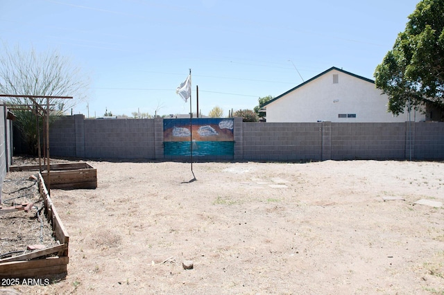 749 N 99th St, Mesa, AZ 85207 - view of yard featuring fence