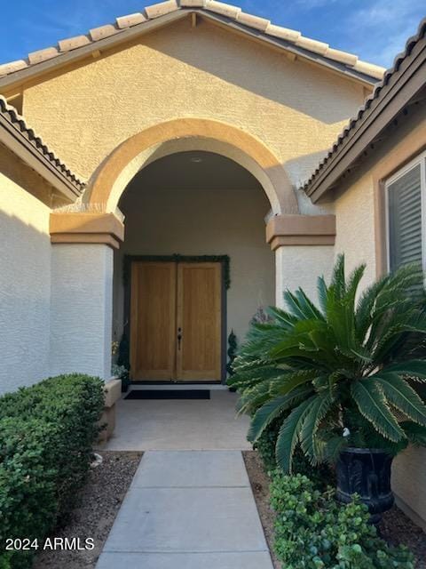 view of doorway to property