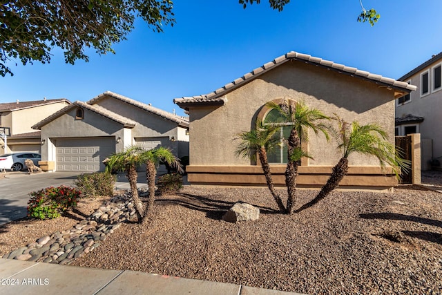 view of front of house with a garage