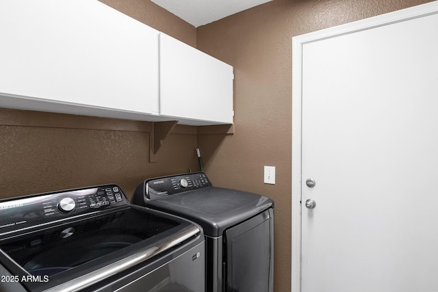 1245 W Cindy St, Chandler, AZ 85224 - laundry area with washing machine and dryer, cabinet space, and a textured wall