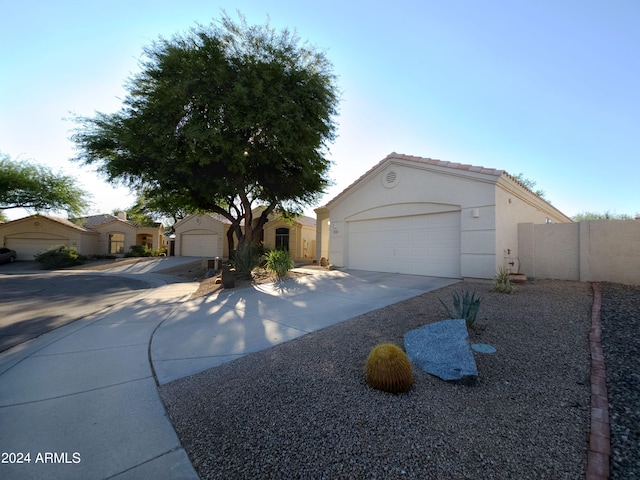 view of front facade featuring a garage