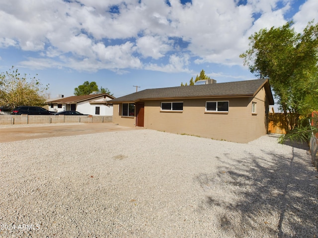 view of front of property with a patio area