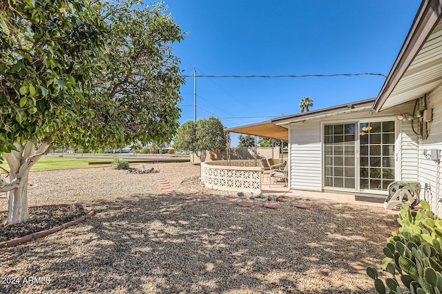 view of yard with a patio