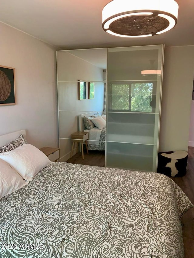 4610 N 68th St N Unit 476, Scottsdale, AZ 85251 - bedroom featuring a closet