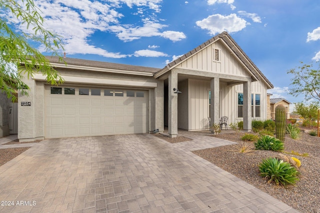 view of front of property featuring a garage