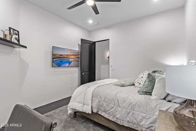 bedroom featuring a ceiling fan