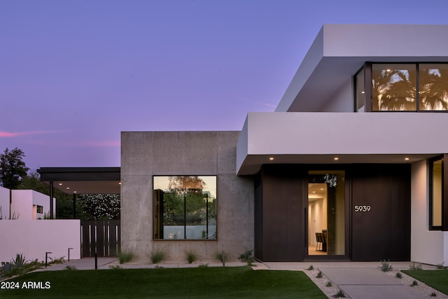 5939 E Orange Blossom Ln, Phoenix, AZ 85018 - view of modern home