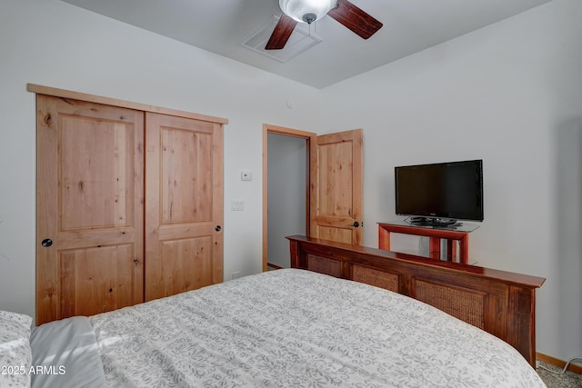 bedroom featuring ceiling fan