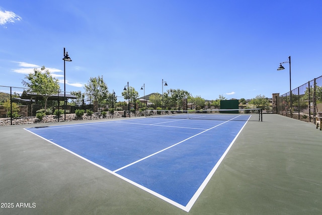 6975 E Lynx Wagon Rd, Prescott Valley, AZ 86314 - view of tennis court featuring fence