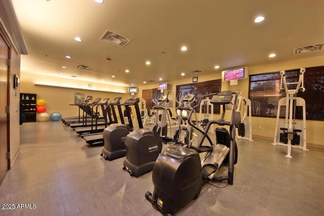 6975 E Lynx Wagon Rd, Prescott Valley, AZ 86314 - exercise room featuring recessed lighting and visible vents