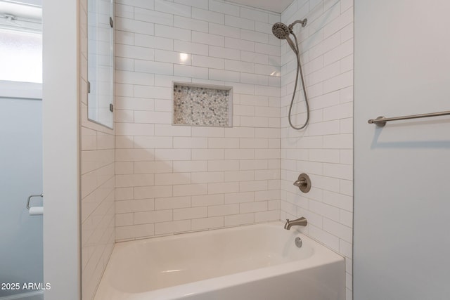 405 E Stanford Ave, Gilbert, AZ 85234 - full bathroom featuring washtub / shower combination