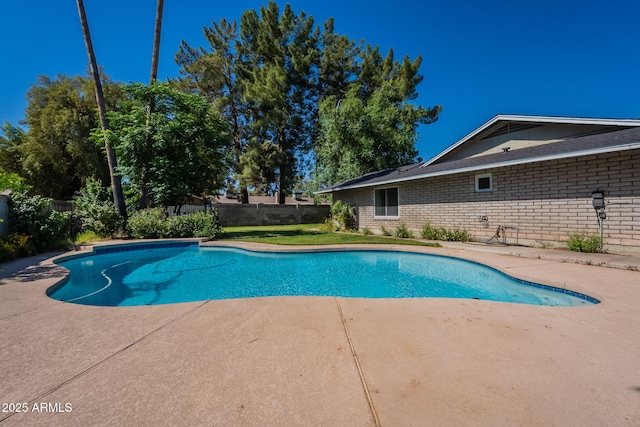 405 E Stanford Ave, Gilbert, AZ 85234 - view of pool with a fenced backyard and a patio area