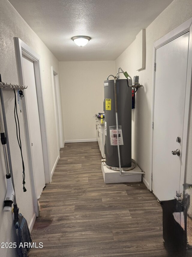 8725 E Coronado Rd, Scottsdale, AZ 85257 - utility room featuring water heater