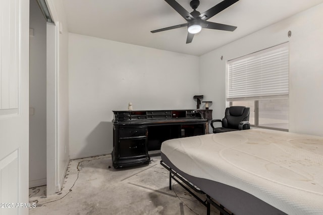 bedroom featuring ceiling fan