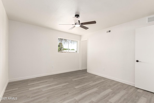 11842 N 30th Dr, Phoenix, AZ 85029 - empty room with baseboards, visible vents, light wood-type flooring, and a ceiling fan