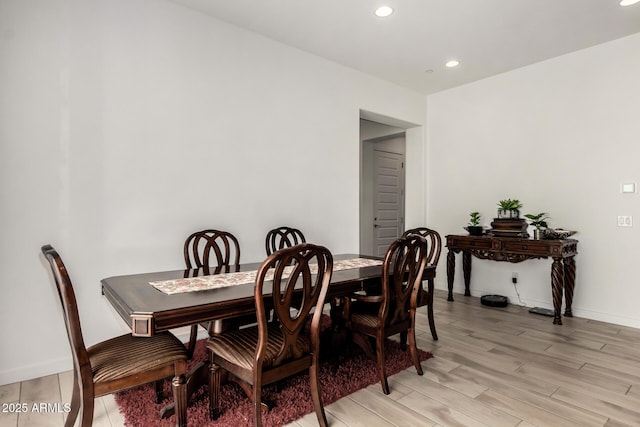 3842 E Bartlett Way, Chandler, AZ 85249 - dining space featuring light wood-type flooring, recessed lighting, and baseboards