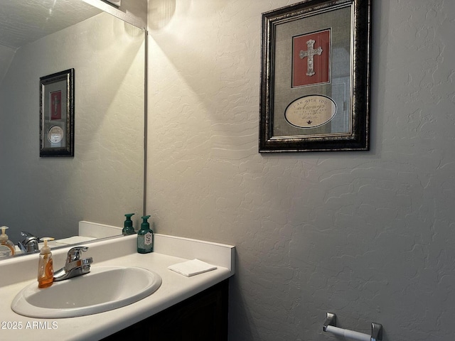 6538 W Nez Perce St, Phoenix, AZ 85043 - bathroom featuring vanity