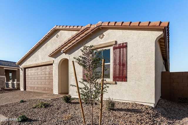 view of front of house with a garage