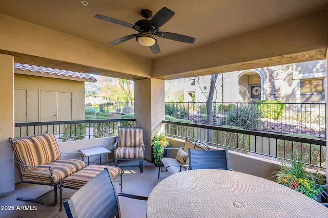 view of patio with ceiling fan