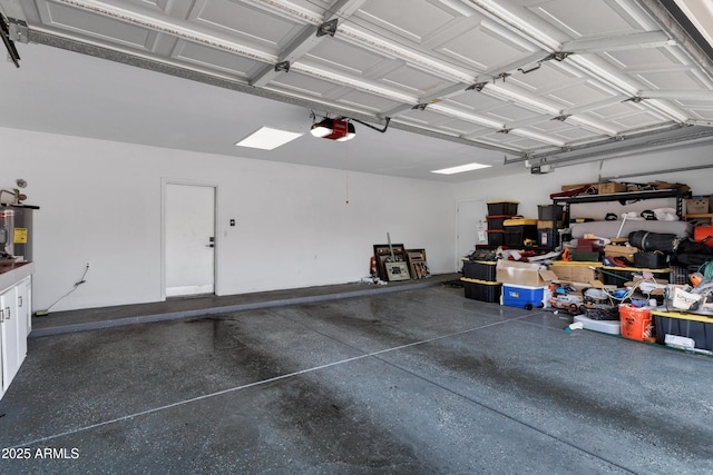 8913 S Forest Ave, Tempe, AZ 85284 - garage with a garage door opener