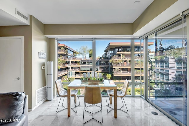 view of sunroom / solarium