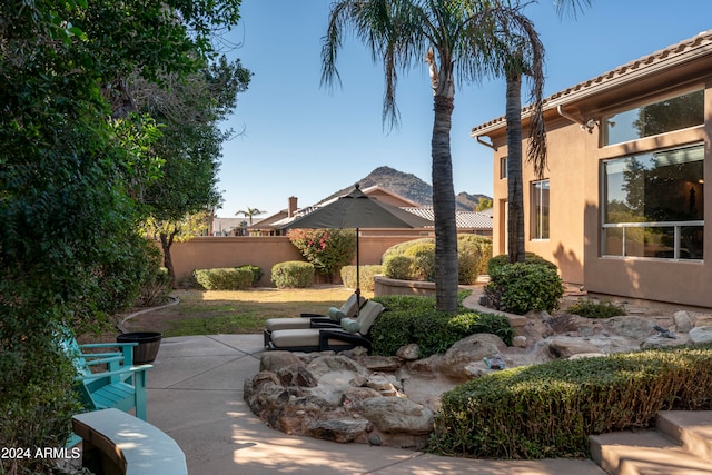 view of yard with a patio