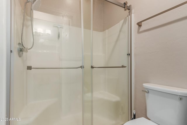 205 N 74th St Unit 166, Mesa, AZ 85207 - full bath featuring a shower stall and toilet