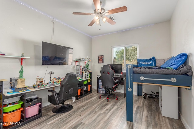 4446 W Kimberly Way, Glendale, AZ 85308 - home office featuring a ceiling fan, wood finished floors, and crown molding