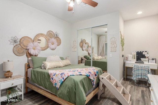 4446 W Kimberly Way, Glendale, AZ 85308 - bedroom featuring wood finished floors, a closet, recessed lighting, a ceiling fan, and baseboards