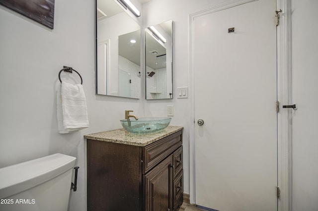 4162 W Sierra St, Phoenix, AZ 85029 - full bath with vanity and toilet