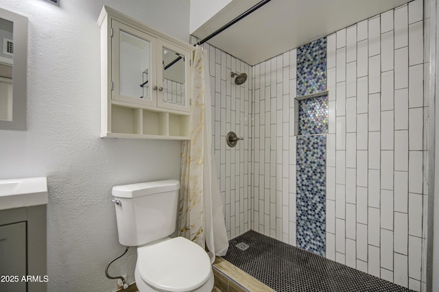 4162 W Sierra St, Phoenix, AZ 85029 - full bath featuring toilet, vanity, and a tile shower