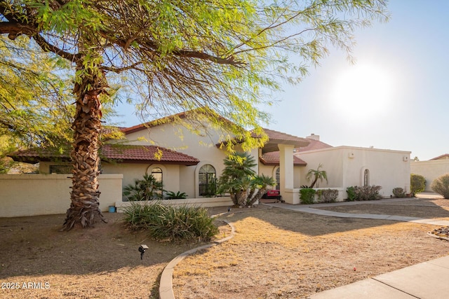 view of mediterranean / spanish-style home