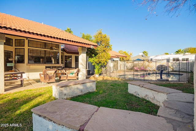 view of yard featuring a patio