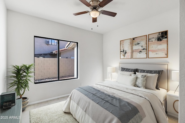 bedroom with ceiling fan