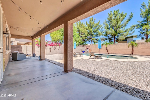 742 E Kingbird Dr, Gilbert, AZ 85297 - fenced backyard featuring a patio