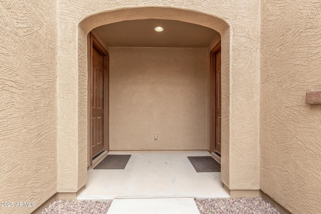 1876 E Azalea Ct, Gilbert, AZ 85298 - doorway to property featuring stucco siding