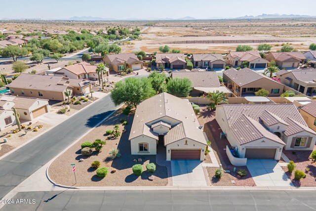 bird's eye view featuring a mountain view